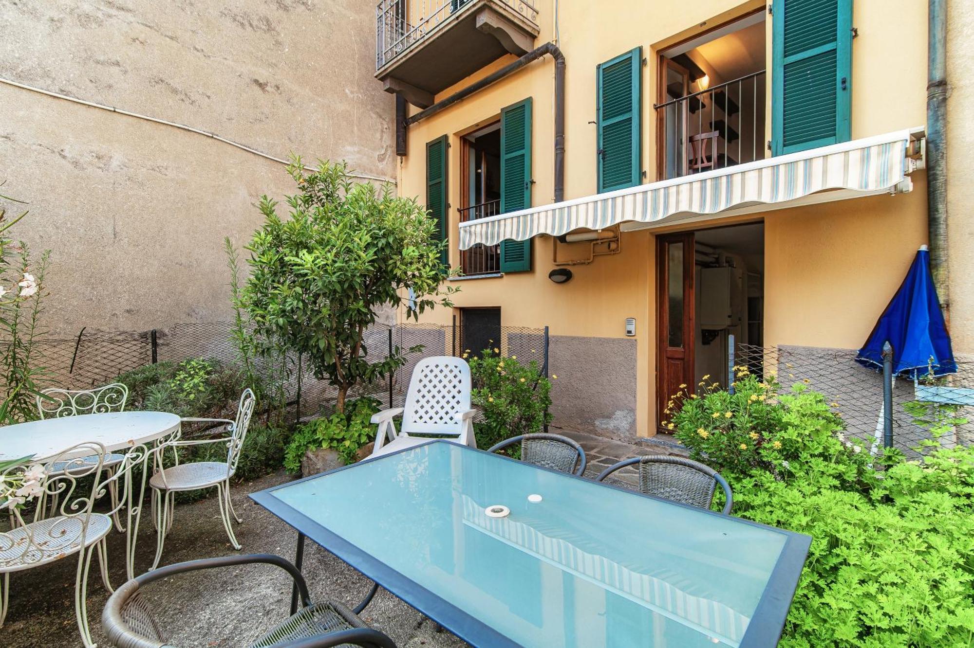 Delizioso Bilocale Vista Lago Colonno Ngoại thất bức ảnh